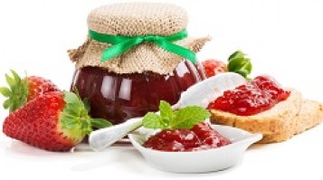 Powidl_Strawberry_Bread_White_background_Jar_524779_3840x2160